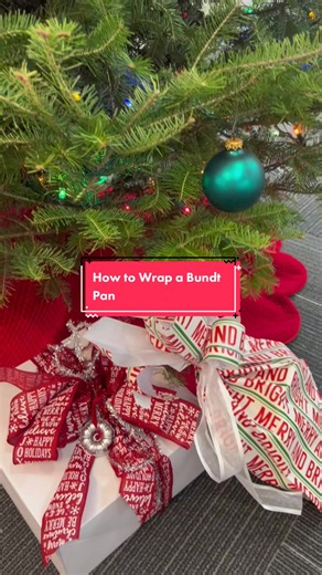 Cómo envolver tus moldes de Bundt para regalar