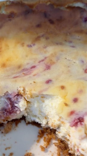 Old-Fashioned Country Cheesecake