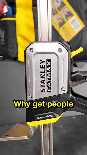 The Stanley FatMax TradeLift is now in-stock! 💪 • Up to 150kg lifting force • Large Base plate for enhanced stability and prevents tipping • Push down lever for easy user operation • Fine adjustment lowers the lift plate by 2.5mm per toggle • Safety feature avoids accidental activation of the full-release Available now at ITS.CO.UK! #itstools #stanleytools #handtools #newtools #newtoolday | its.co.uk