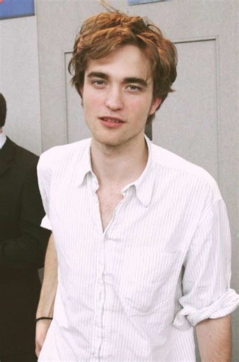 Understanding Robert Pattinson's Role in Twilight