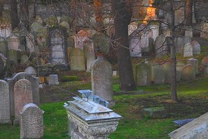Der Alte Jüdische Friedhof Prag - eine Top-Sehenswürdigkeit in Prag