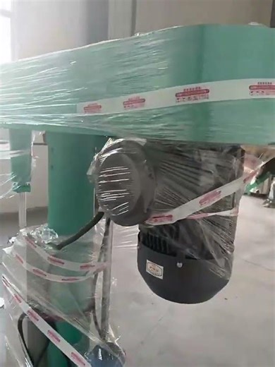 Up-and-down high-speed vertical double-disc disperser, twin-shaft dispersing mixer, blending.mp4