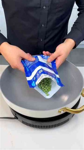 Quick and Easy Homemade Chicken Pie Everyone Will Love