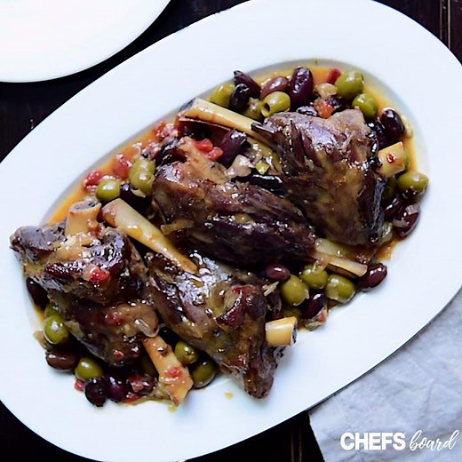Braised Lamb Shanks with Olives and Bay Leaves | CHEFS Catalog
