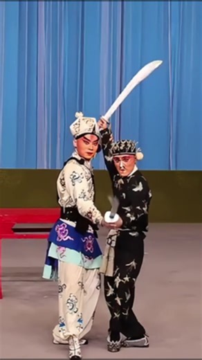 Nocturnal Kung Fu: A Nighttime Acrobatics Fight