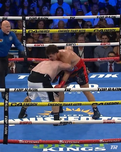 105K views · 884 reactions | Richard Torrez was on a mission  #EspinozaKhegai | Saturday, Nov 15 at 8PM ET | Top Rank Classics on Roku, Vizio, & Tubi | trboxing.co/TopRankClassics | Top Rank Boxing | Facebook