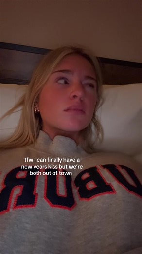 literally tweakin #boyfriend #fypシ #relatable #foryou | new year's kiss