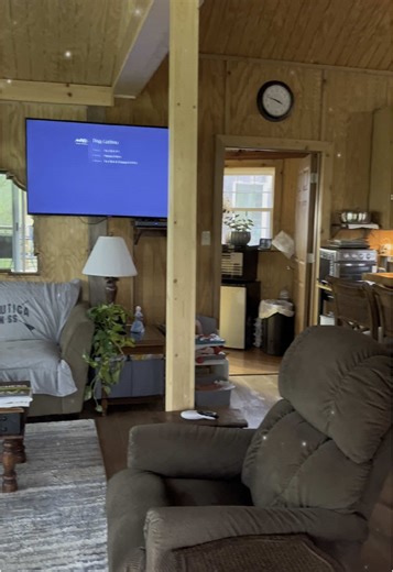 Cleaning your home is more than just tidying up—it’s creating space for peace, clarity, and positive energy. Every corner you clean is a step toward a space that reflects the care you have for yourself and your well-being. You’ve got this—little by little makes a big difference!” #foryourpage #parati #cleaning #ky