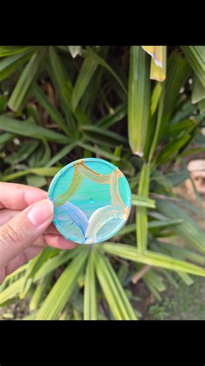 Satisfying Paint Peeling on Lid | Art Techniques