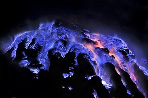 308K views · 4.9K reactions | WOW Amazing Blue Lava | #Geology...