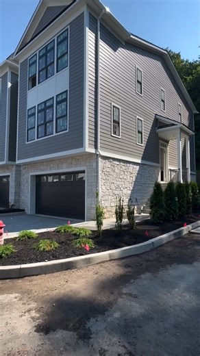 Casa di Sassi Niveo Volterra really is THAT profile. 🤩 It gives these townhomes a look that’s both sophisticated and timeless. View our Volterra profile on our website: https://www.casadisassi.com/products/volterra/ | Casa Di Sassi