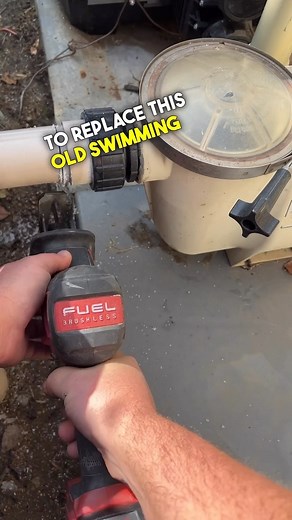 Pool Volution on Instagram: "Any questions? Sassy freestyle commentary, while replacing an older swimming pool pump. Jandy Flo Pro pump is starting to be one of my favorite swimming pool pumps. It’s actually a high head pump. Which is impressive for being a smaller wet end design. New speed set controller is absolutely easy peezy! #plumbing #swimmingpool #electrical #installation #learn #howto #tips"