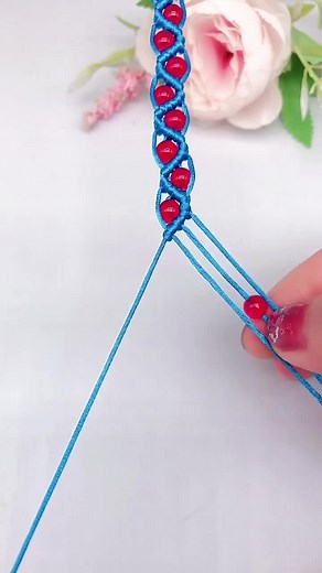 DIY Bracelet Tutorial: Crafting with Beads and String
