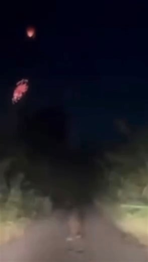 Alien Factor Media on Instagram: "Captured out of Brazil a cluster of UFOs/spaceships! Brazil has always been a hotspot for extraterrestrial activity! Over the years, a few little towns in Brazil that have been attacked by aliens even the face peeler’s, etc. like, Varginha UFO incident! #TheAlienFactor #AliensInBrazil #BrazilIsAHotspot #AdvancedTechnologies #AntigravityTechnology #PeopleInBrazilHaveBeenAttackedInThepast #WhatIsTheAgenda #UAP #UFO #CorruptGovernmentOfficials"