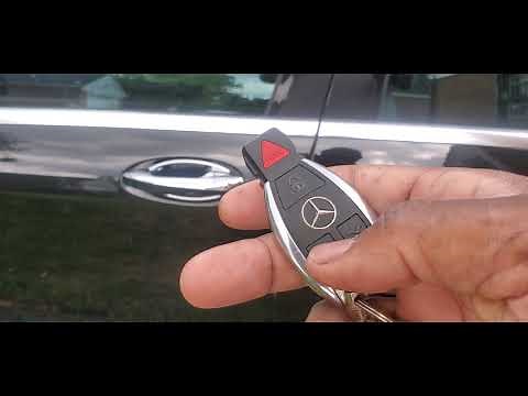 Starting a Mercedes Benz with a Dead Key Fob | Start Mercedes with a dead key battery