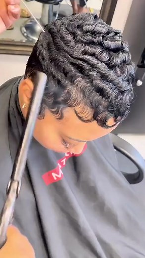 Marcel Curls on Short Hair: Styling Tips and Techniques