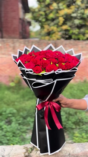 03212971840 WhatsApp for order, same day delivery, midnight delivery available, flower shop delivery Lahore, flower delivery in Lahore, online flower delivery,#viralvideo #lahorepakistan #1millionviews #viralcontent #1million