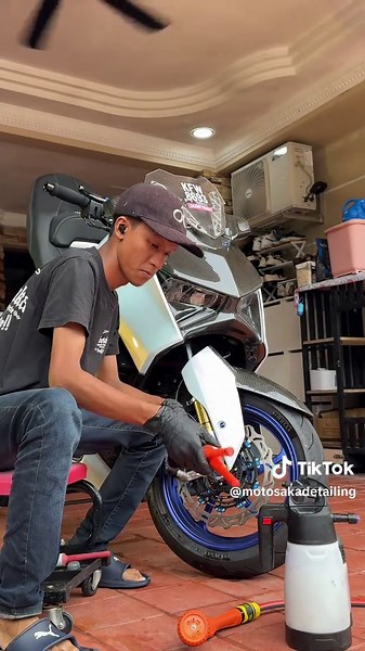 XMAX V2 Detailing Tips and Tricks