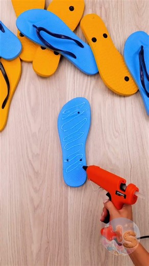 Des tongs magiques pour une été sans piqûres ! 🌞✨ #FunCréatif