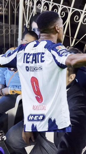 Reaccionando a la Pasión on Instagram: "Gol de Martial en el 3-0 vs Mazatlan. El primero de 1000 #Rayados #Monterrey"