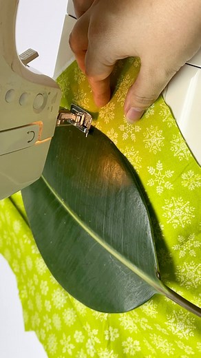 Tre Fa | ☘️Perfect Sewing Tip from a Leaf | Unique Sewing Ideas | Instagram