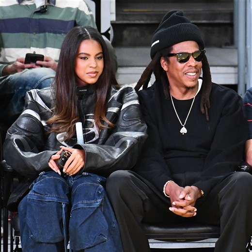 Beyoncé’s Daughter Blue Ivy Carter Is Her Twin in Courtside Appearance With Dad Jay-Z