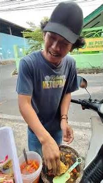 ayam geprek 2000 langsung diserbu