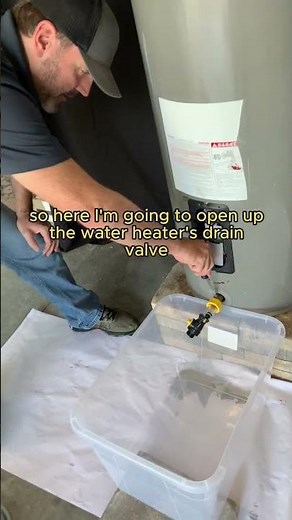 Using air pressure to drain a stubborn water heater FAST 💦
