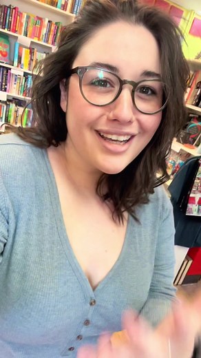 happy b@nned books week!! #bannedbooksweek #bannedbooks #bookrecommendations #rapidbookreviews #indiebookstore #graphicnovels #tonimorrison #favoritebooks #bookrecs