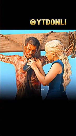 Daenerys Gives Water to Dying Slave💔 #shorts #gameofthrones