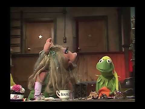 The Muppet Show - 312: James Coco - Backstage #1 (1978)