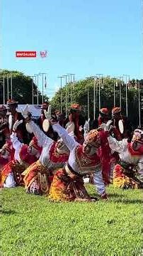 Thousands of Students Perform Kuntulan Ewon on National Education Day 2026 in Banyuwangi
