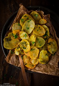 Maru Bhajia (Crispy Potato Bhajia) and Chutney Recipe