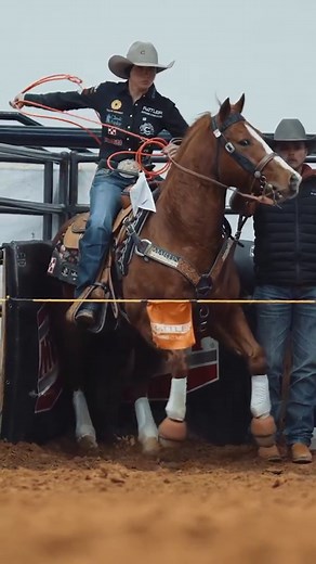 28K views · 10K reactions | Don’t bring a knife to a sword fight. 鷺 #rattlerrope #nothingcomesclose #marthaangelone #breakaway #cowgirl | Rattler Rope | Facebook