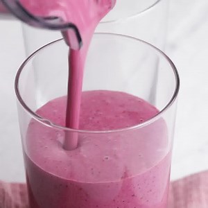 251K views · 143 reactions | This quick Mixed Berry Smoothie is made with frozen berries, blended with banana, yogurt, almond milk and almond butter! https://feelgoodfoodie.net/recipe/healthy-triple-berry-smoothie/ | Feel Good Foodie | Facebook
