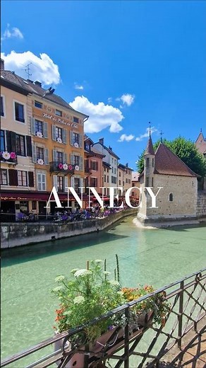 Lake Annecy 🇫🇷 is one of those places you can never get out of your head ❤️ #travel #france #shorts