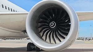 clip-1110064413-jet-engine-blades-airplane-spinning-force-wind