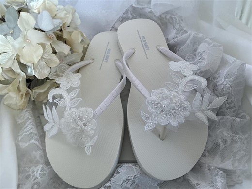White Beaded Lace Bridal Flip Flops, Beach Wedding Sandals, Bride White Sandals, Sequined White Lace Flip Flops, - Etsy Canada