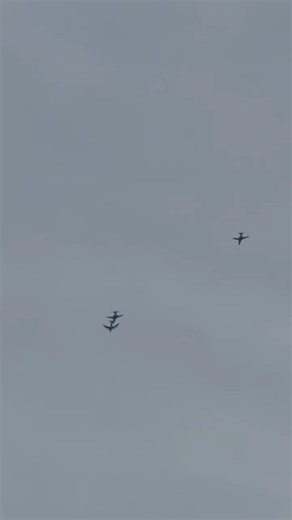B-1 Lancer Mid-Air Refueling Over Roscoe Texas | Mid-Air Refueling Mission of Two B-1 Lancers