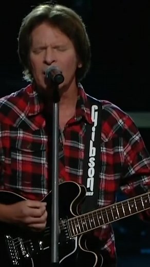 Bruce Springsteen and Roy Orbison Singing 'Pretty Woman' Covers For Lovers