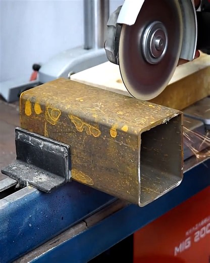 239K views · 739 reactions | Metalworking an Unique Workbench Device | DIY & Crafts | Facebook