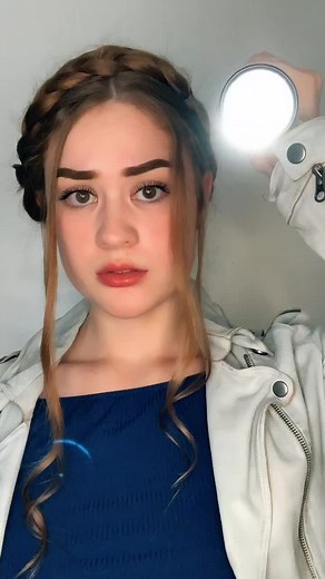 I’m shaking it like this because... 🔦🐺 duet as Stiles🖤 #teenwolf #teenwolfacting #lydiamartin #stilesstilinki #acting #pov #teenwolfaudio #foryou