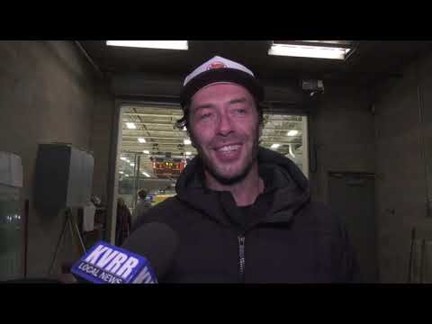 LIVE: Moorhead Spuds hockey raises 2024-25 championship banner + Spuds v Packers BBB/GBB highlights