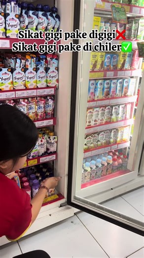 Bersihkan Chiler dan Sikat Gigi Dengan Benar