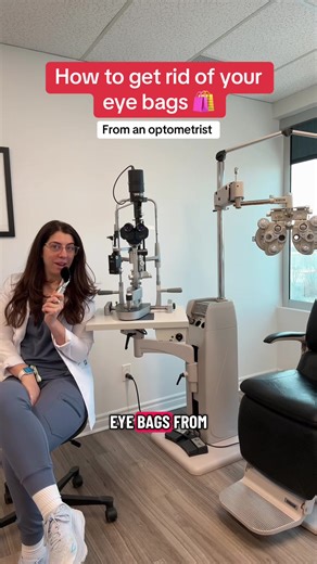 Woke up with puffy under-eye bags? These are super common. They happen when fluid pools under the eyes overnight. Think salty food the night before (hello sushi 🍣), alcohol, allergies, poor sleep, or just gravity doing its thing while you’re lying flat. The good news? These are the most responsive type of eye bags. What helps ⬇️ • Cold therapy is key. A depuffing roller straight from the freezer helps push fluid away and calm swelling • I love the @trytwentytwenty Depuffing Roller because it st