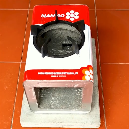 62K views · 874 reactions | Ideas from cement How to make a wood stove with cement and iron barrels | Random Upcycle | Facebook