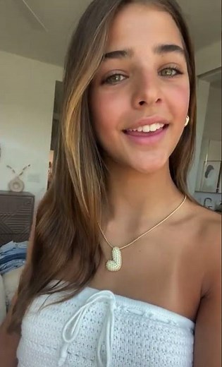 🤍☀️ - TikTok | Clements Twins #clementstwins #fashion #leahrose #tiktok #summer #viral #fyp #leah