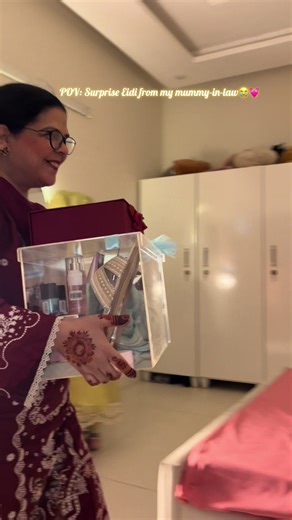 Surprise Eidi from Mother-in-Law