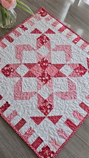 Pretty in Pink Table Topper