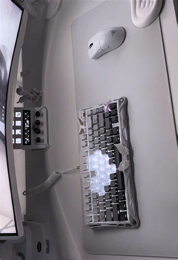 dark angel keyboard ♡ ⠀⠀⠀⠀⠀⠀⠀⠀⠀⠀⠀ ⠀⠀⠀⠀⠀⠀⠀⠀⠀⠀⠀ ⠀⠀⠀⠀⠀⠀⠀⠀⠀⠀⠀#pcsetup #desksetup #techtok #keyboard #pcgaming